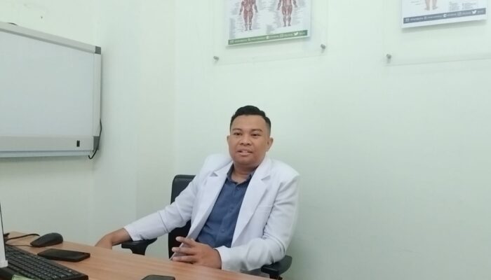 Dr. Muhammad Ari Arifin: Dokter Ortopedi Baru di RSUD Jatisari
